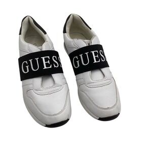GUESS Slip-On Low-Top Sneaker Women's 8.5 White Black Logo Strap Casual